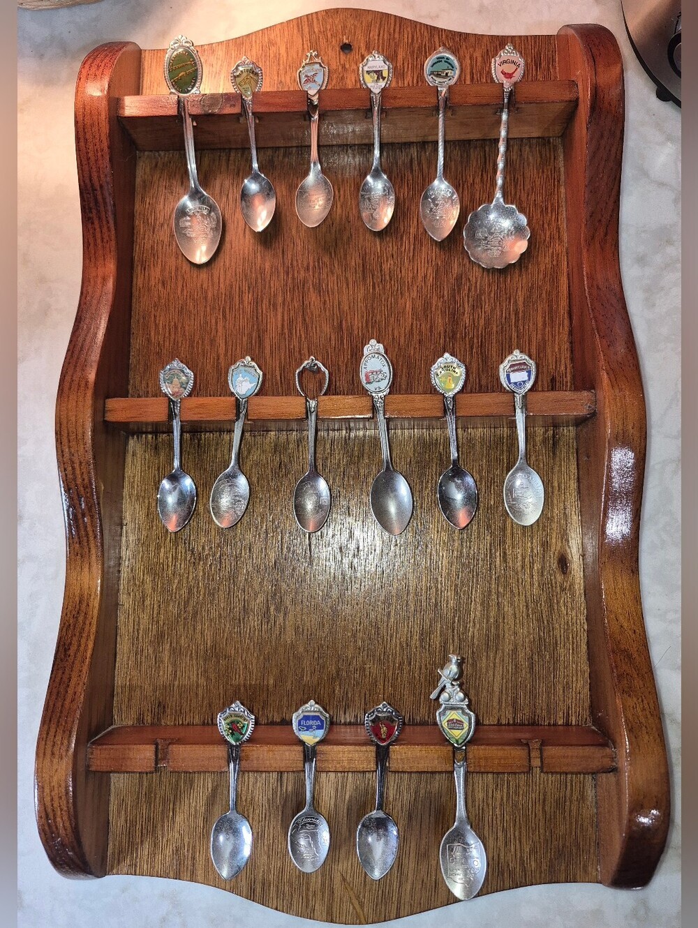 Vintage Wooden Souvenir Spoon Rack holds 18 Spoons, 16 Spoons Come W/Set